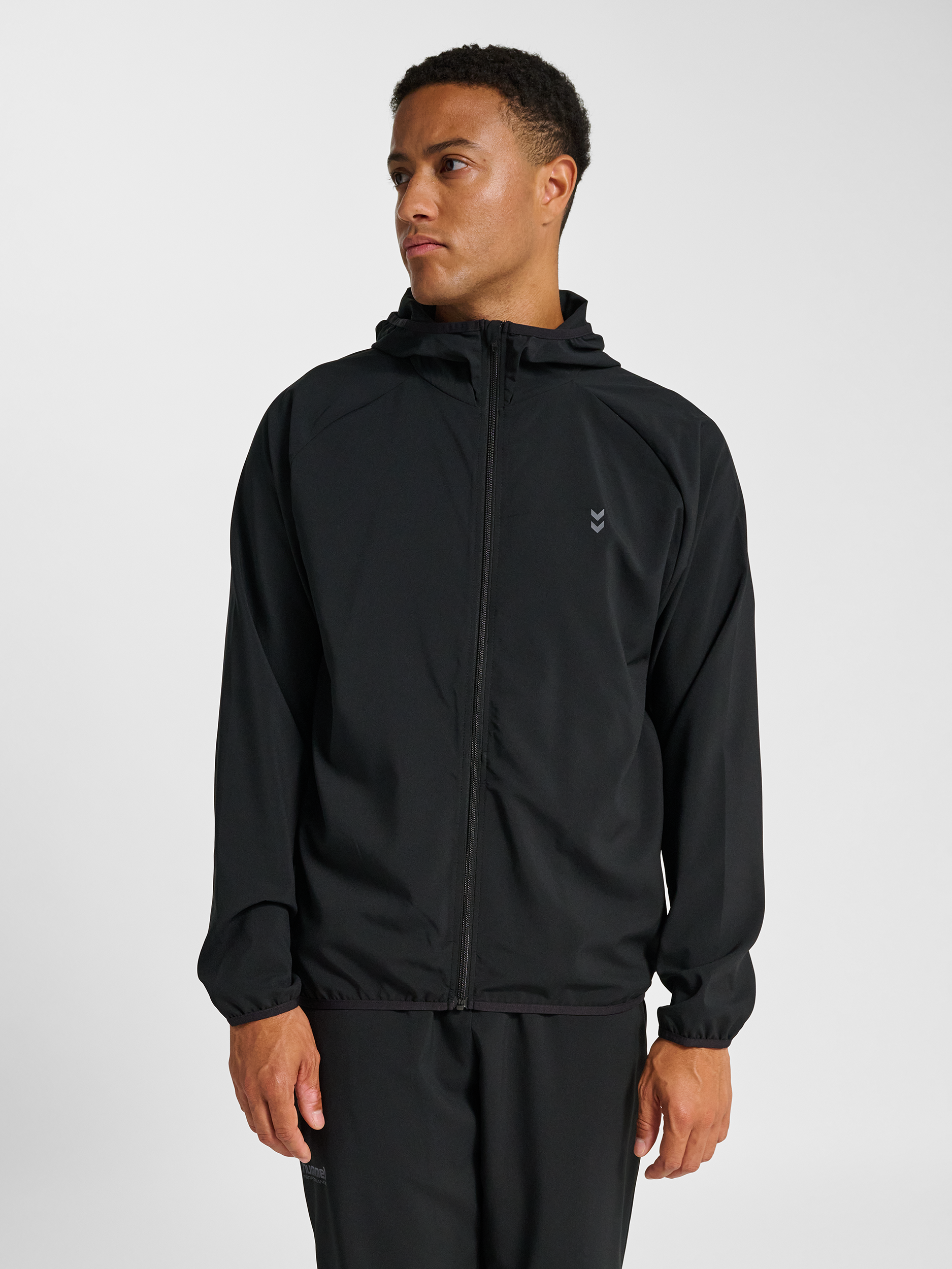 hummel PULSE WINDBREAKER JACKET - BLACK | hummel.net
