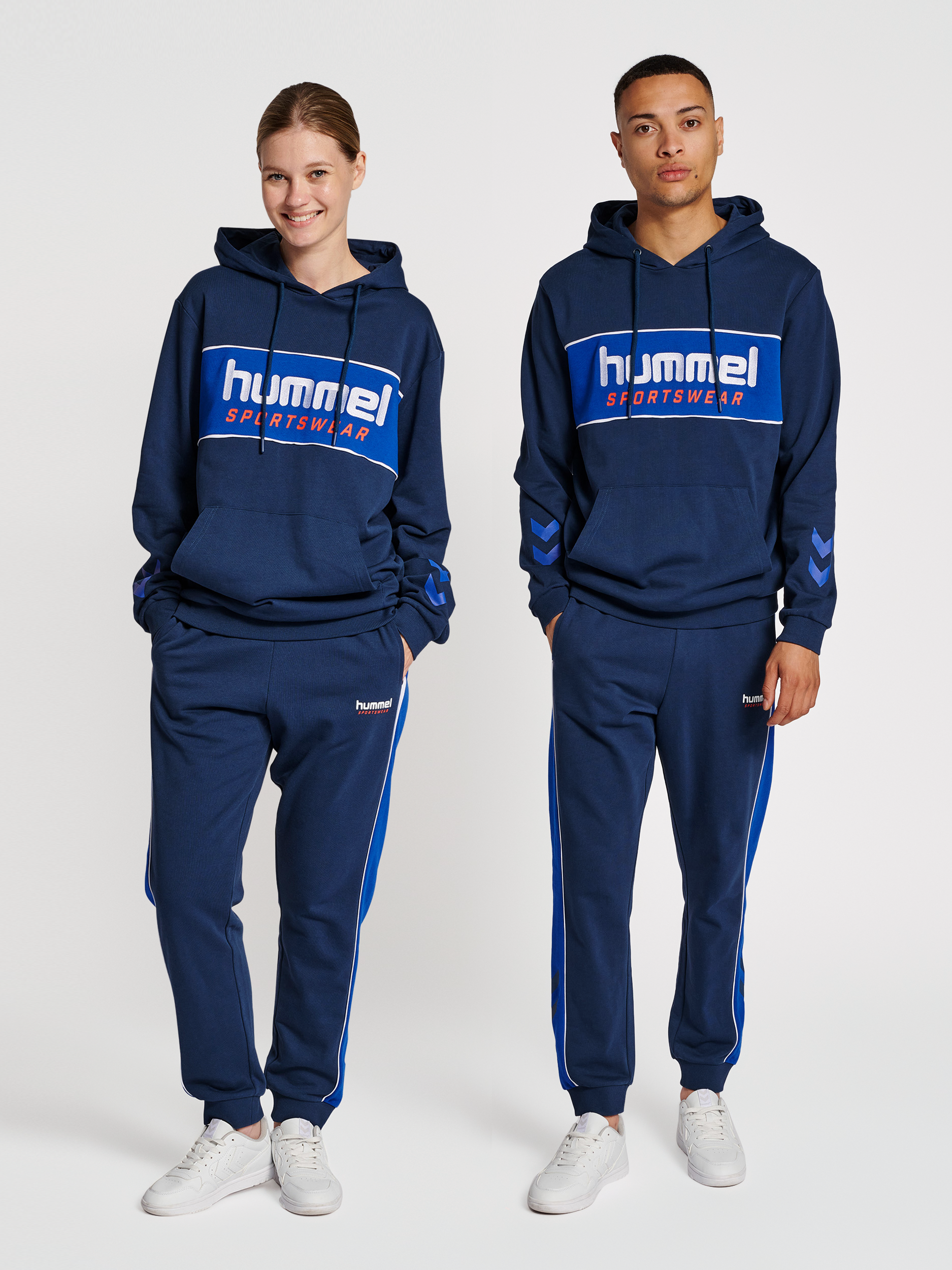 hummel LGC JULIAN HOODIE - DRESS BLUES | hummel.net hummel LGC JULIAN HOODIE - DRESS BLUES | hummel.net
