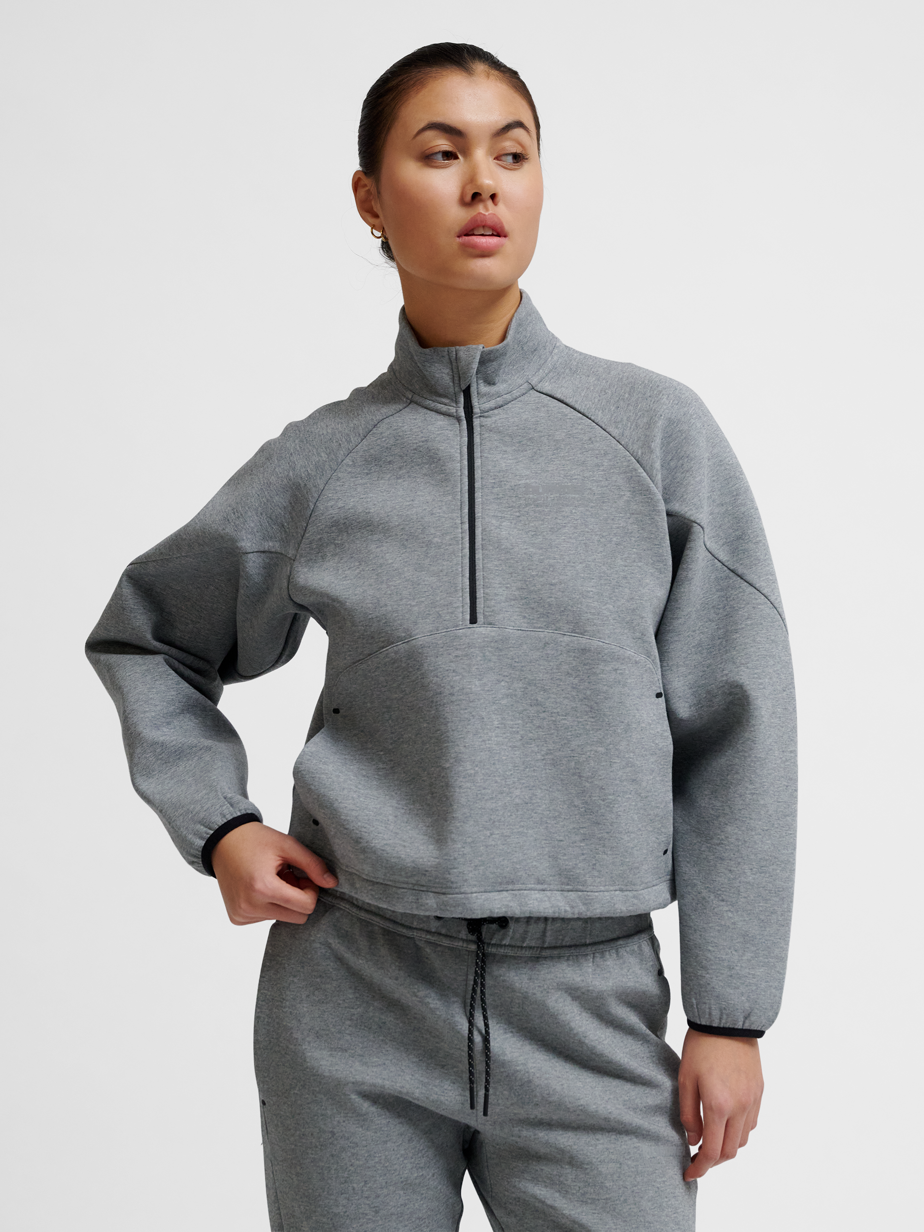 hummel TECH FLEECE WOMEN BOXY HALF ZIP - GREY MELANGE | hummel.net