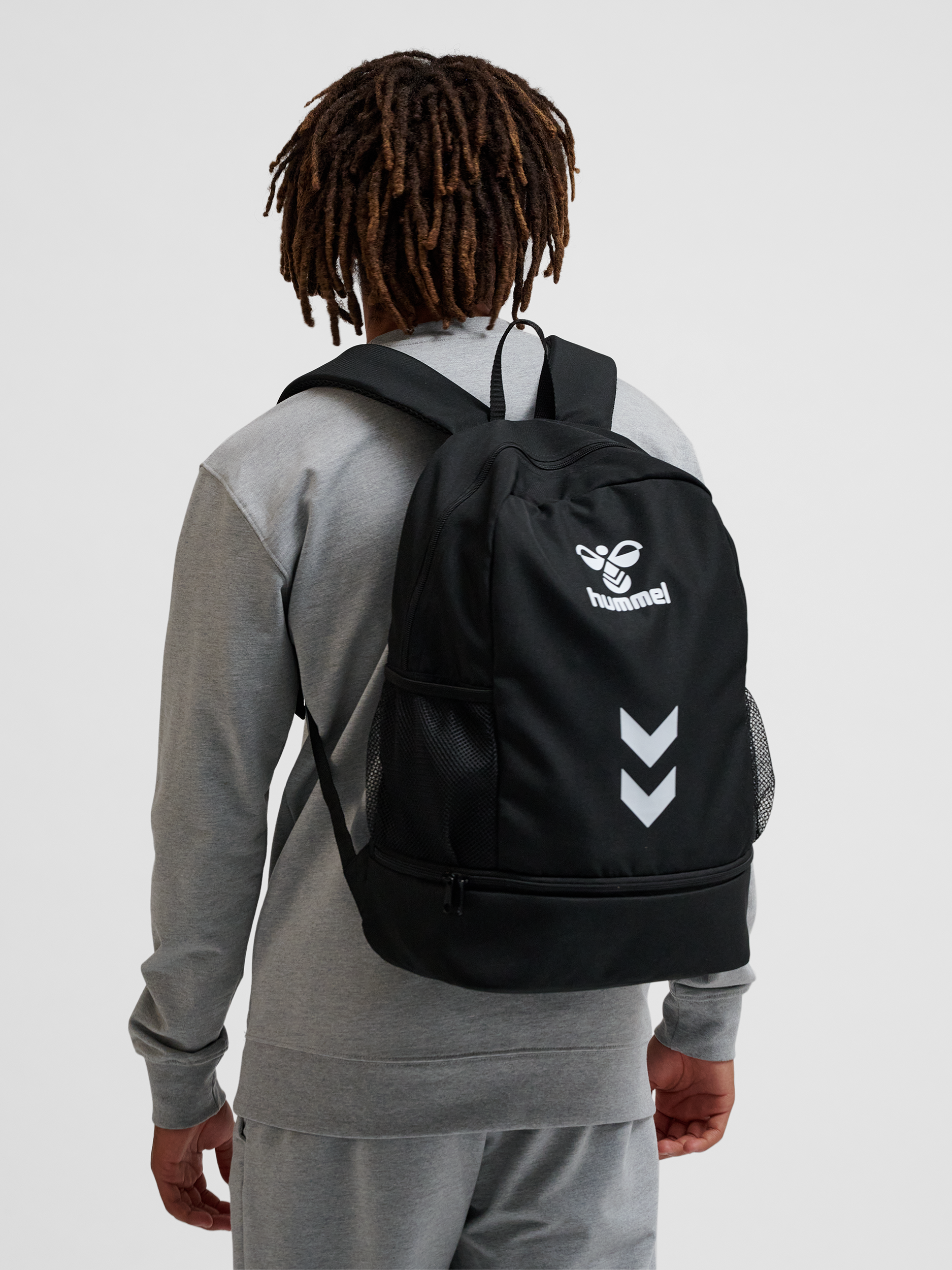 hummel ESSENTIAL BACK PACK W. SC - BLACK | hummel.net