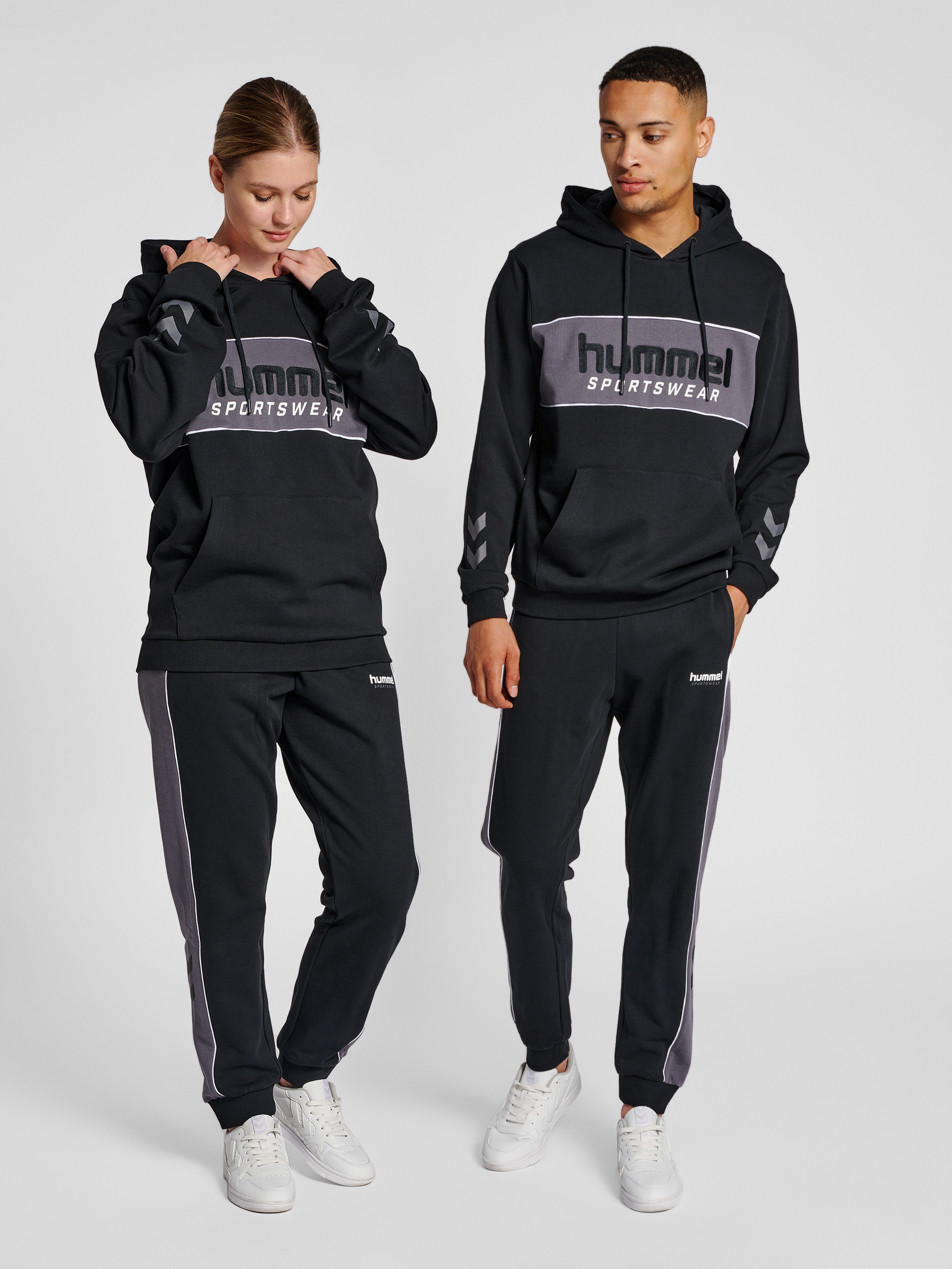 hummel LGC JULIAN HOODIE - BLACK | hummel.net