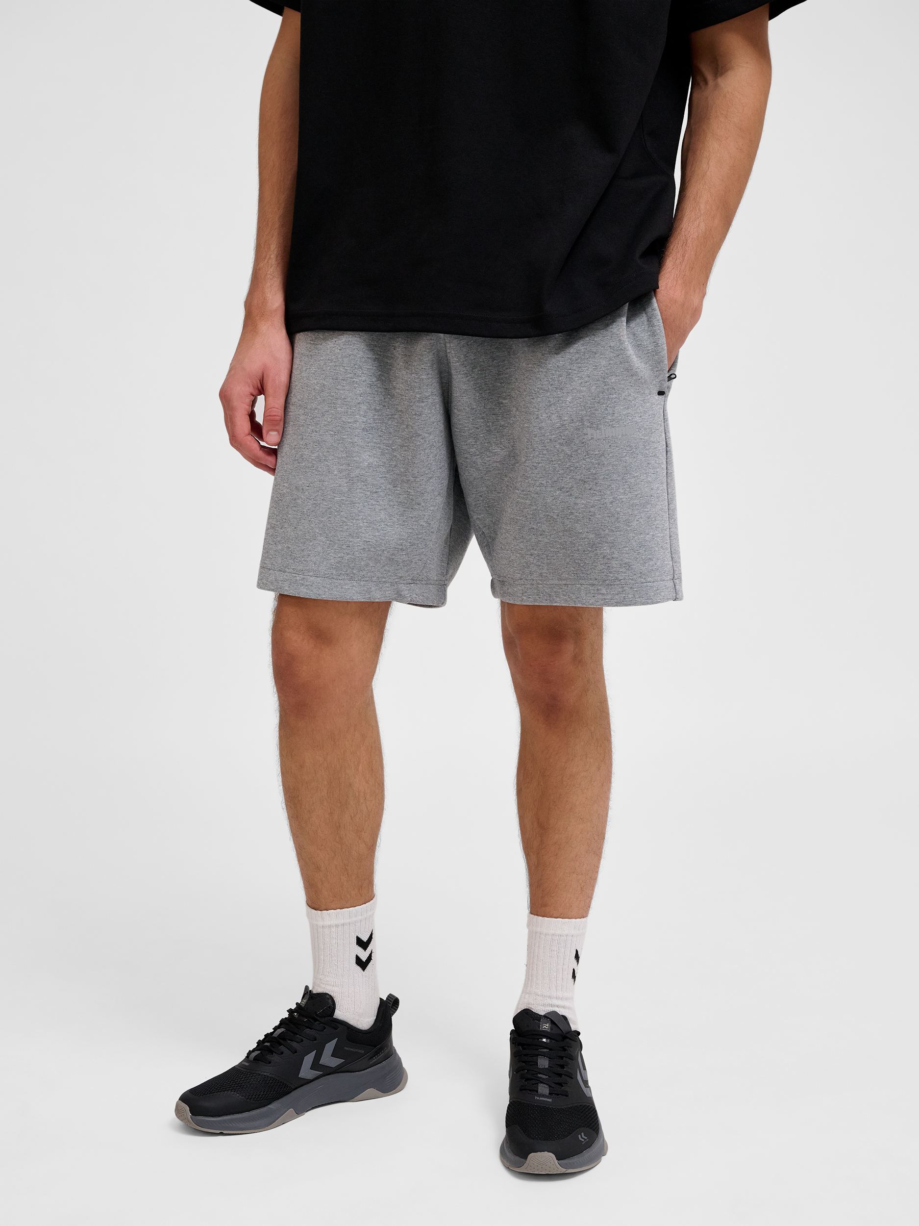 hummel TECH FLEECE SHORTS - GREY MELANGE | hummel.net
