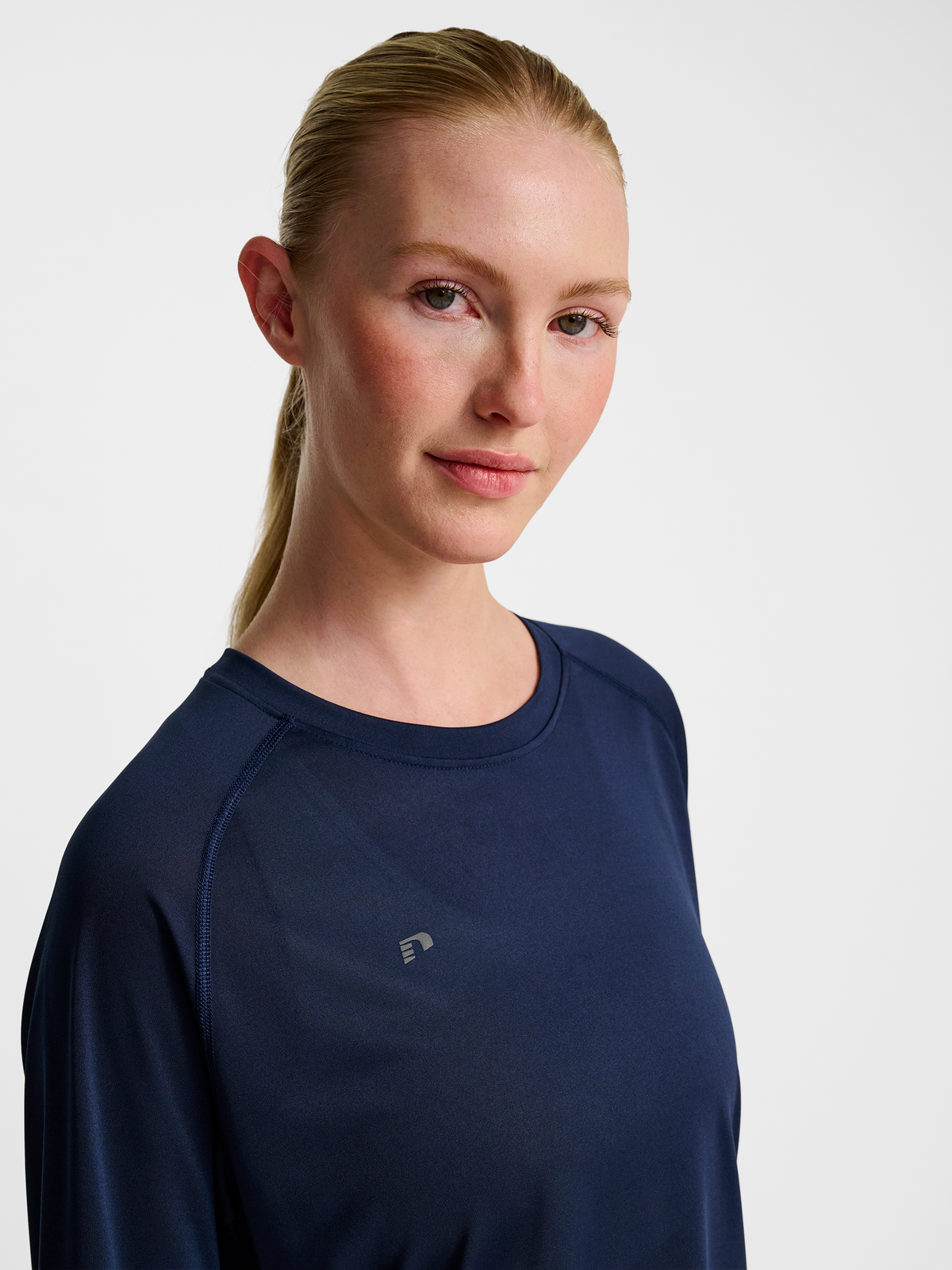 nwlBEAT W T-SHIRT L/S