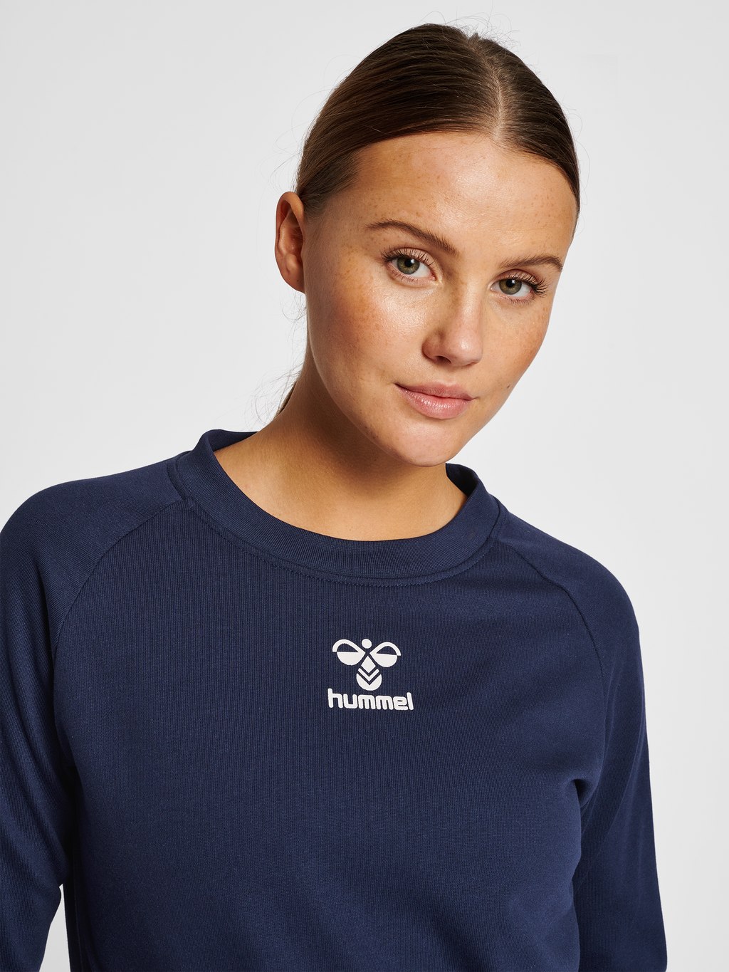 hmlICONS WOMAN SWEATSHIRT