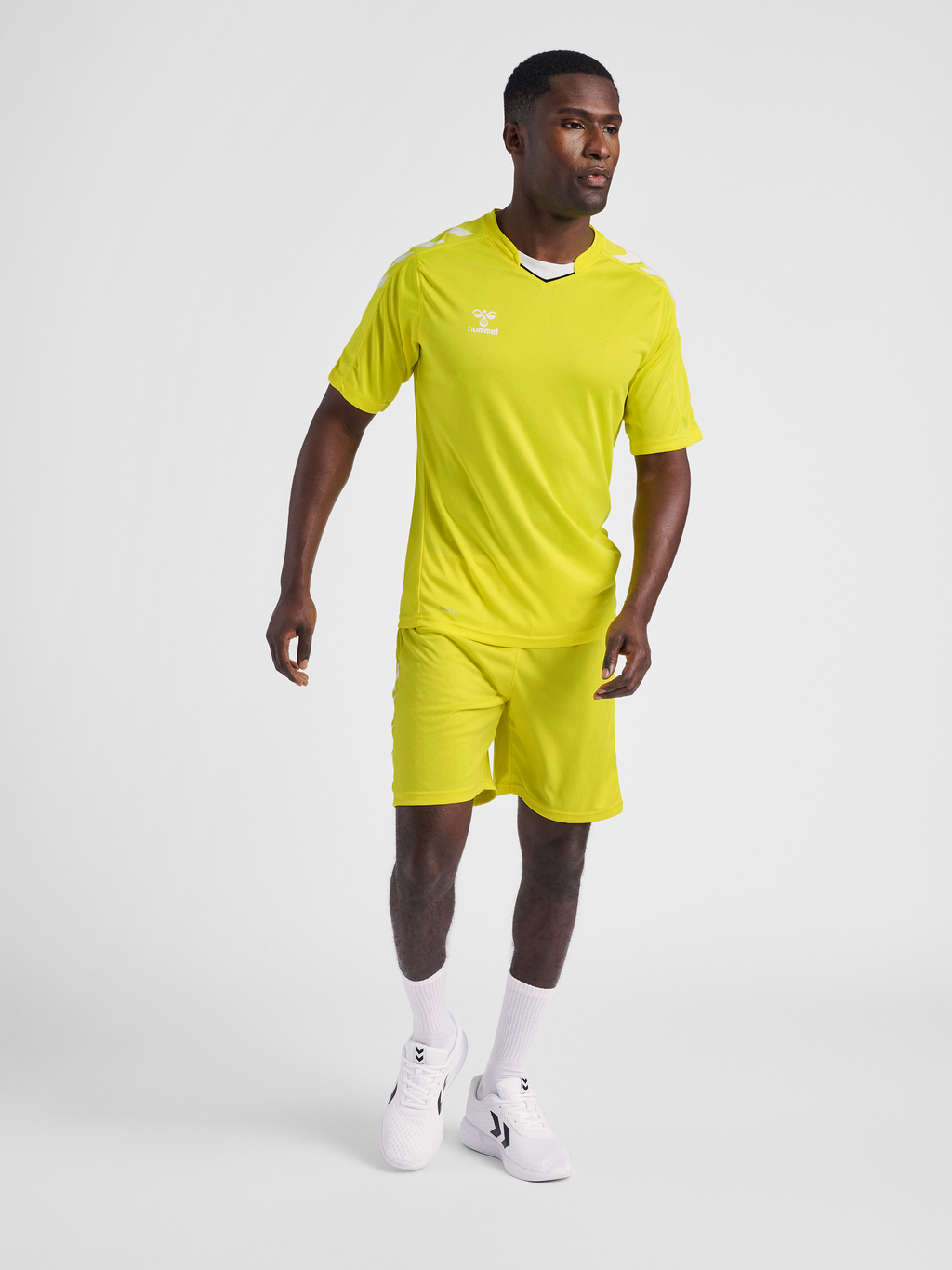 hmlCORE XK POLY JERSEY S/S