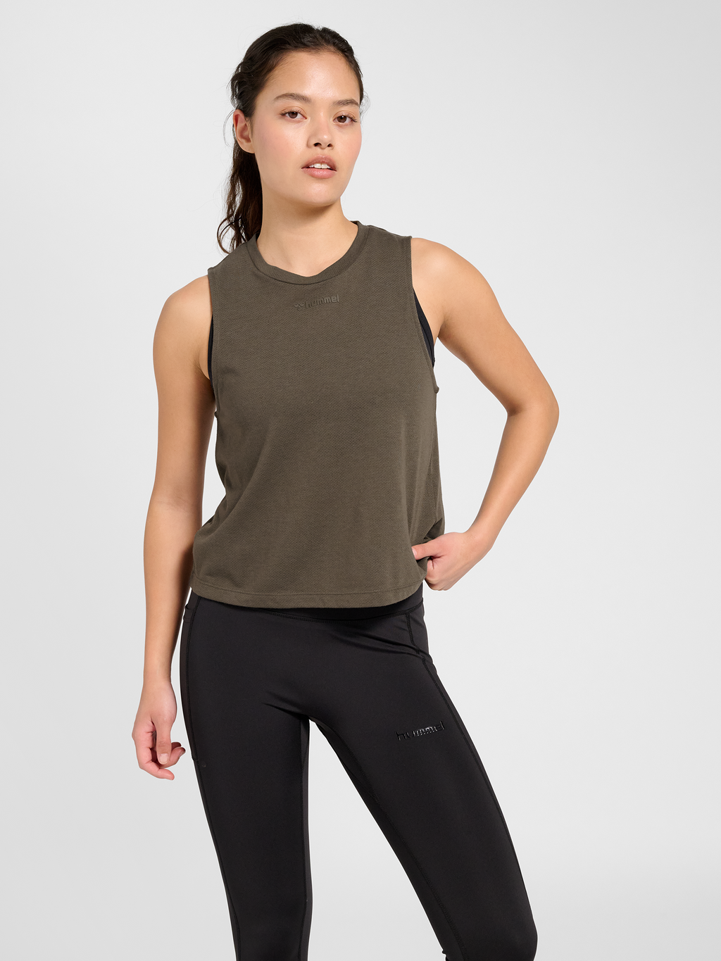hmlMT VANJA SHORT MUSCLE TANKTOP