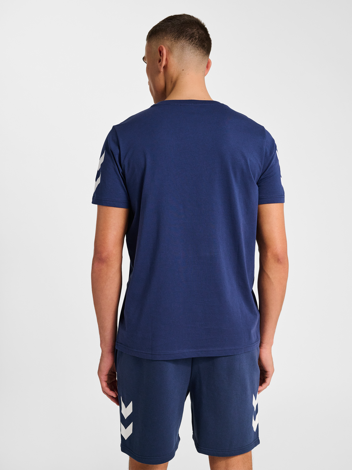 hmlLEGACY 2.0 T-SHIRT S/S