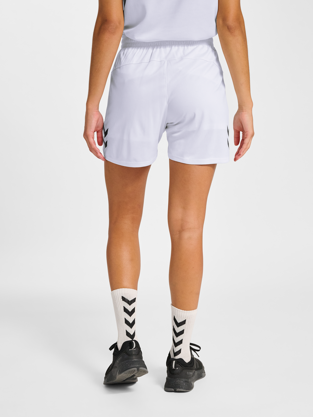 hmlLEAD 2.0 SHORTS WOMAN
