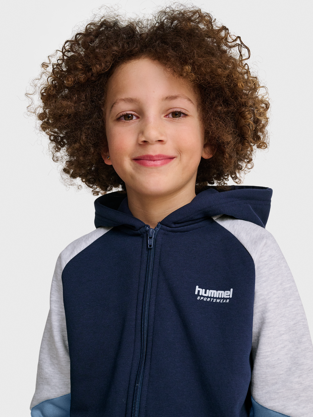 hmlJR LOOSE BLOCKED ZIP HOODIE