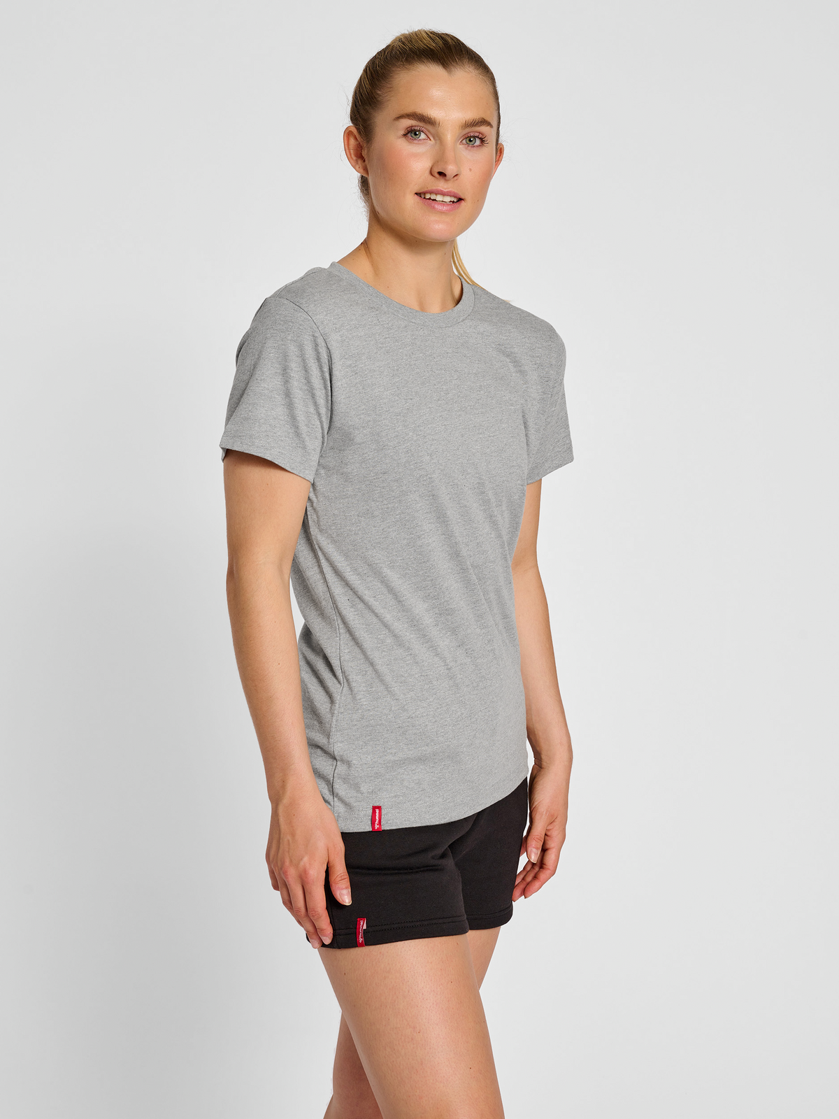 hmlRED HEAVY T-SHIRT S/S WOMAN