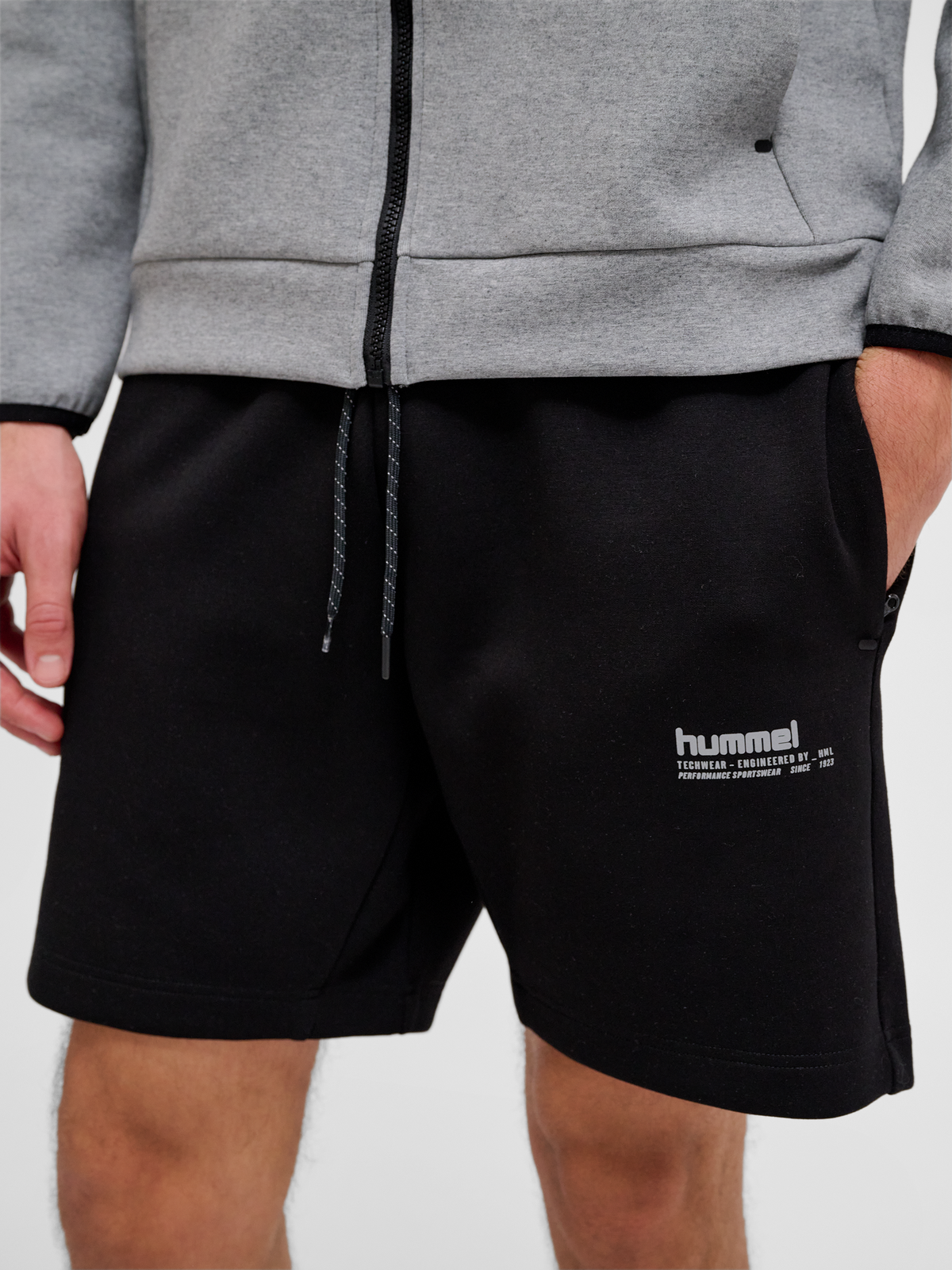 hmlTECH FLEECE SHORTS