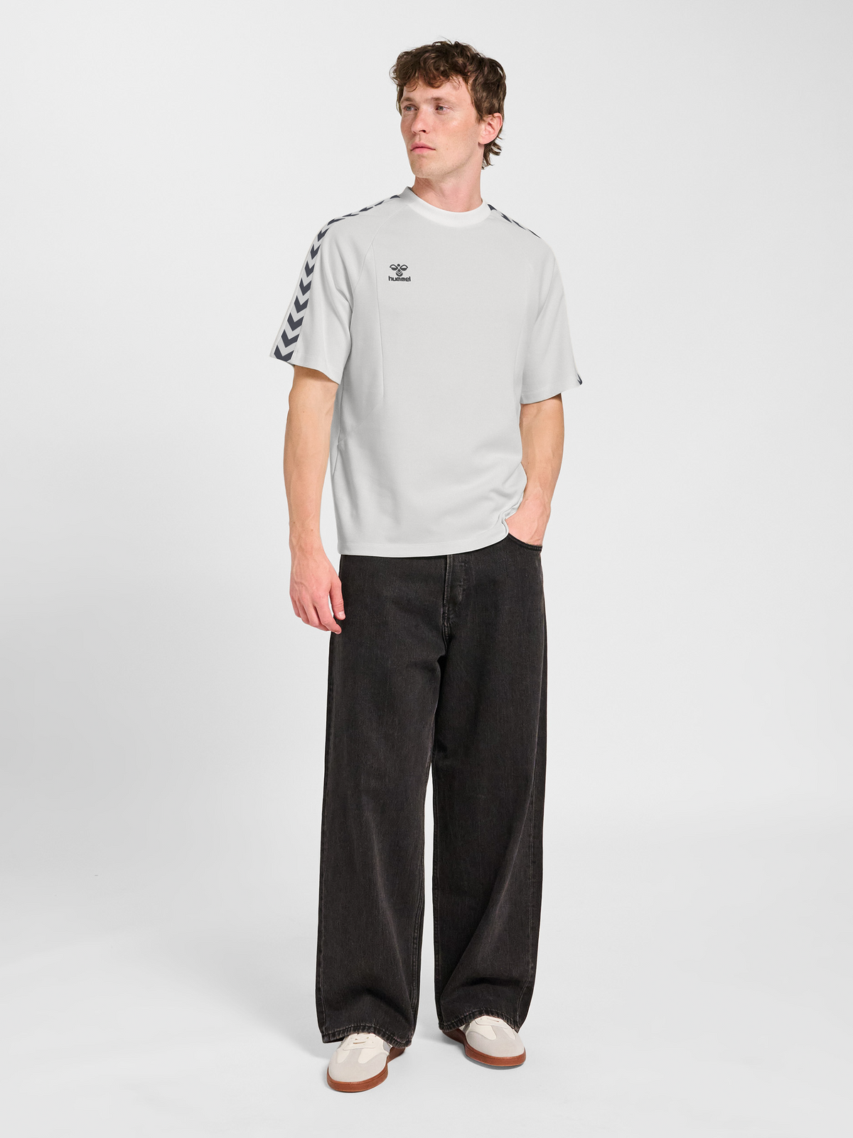 hmlROOT T-SHIRT S/S