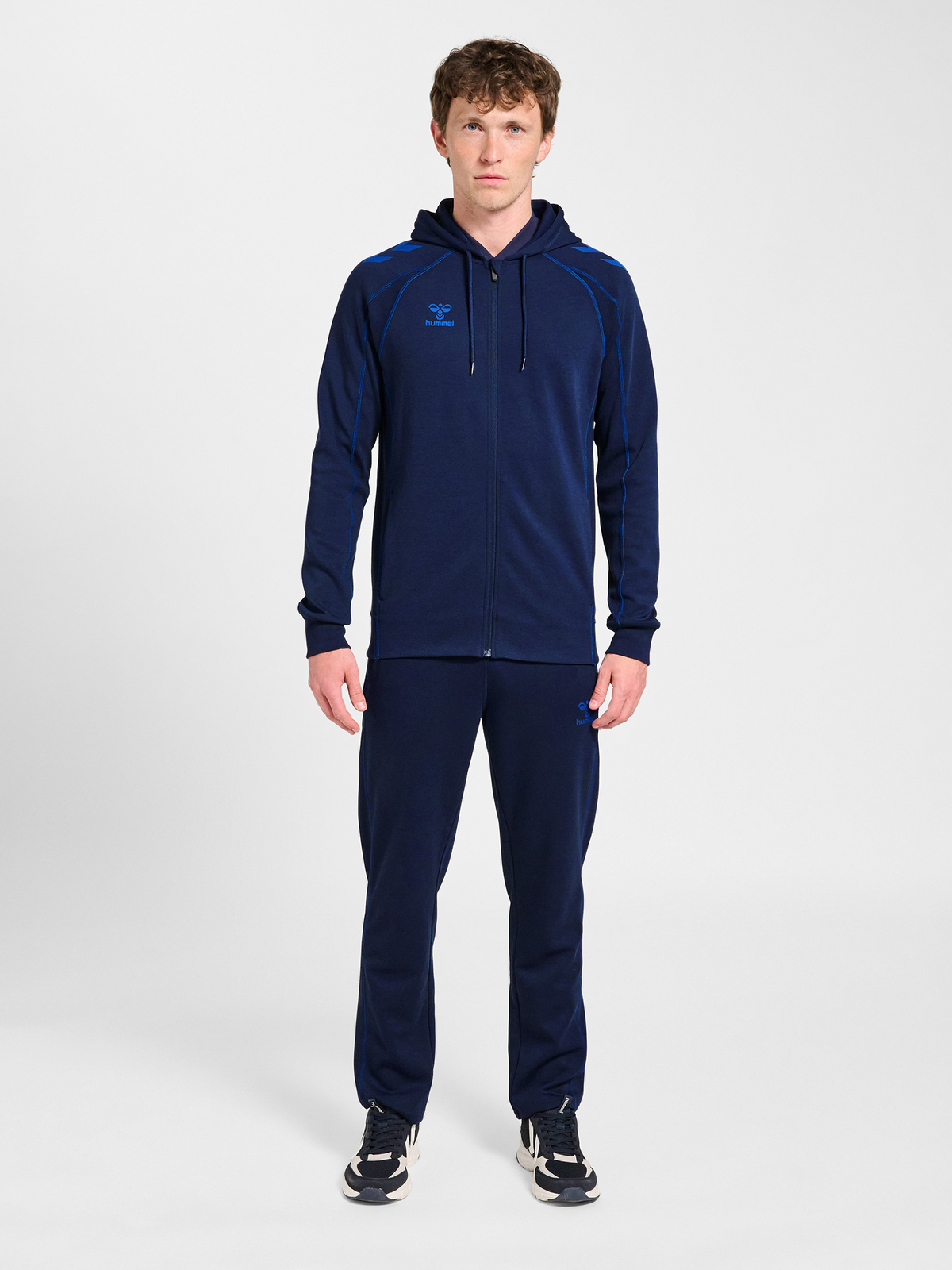hmlMOVE 2.0 ZIP HOODIE