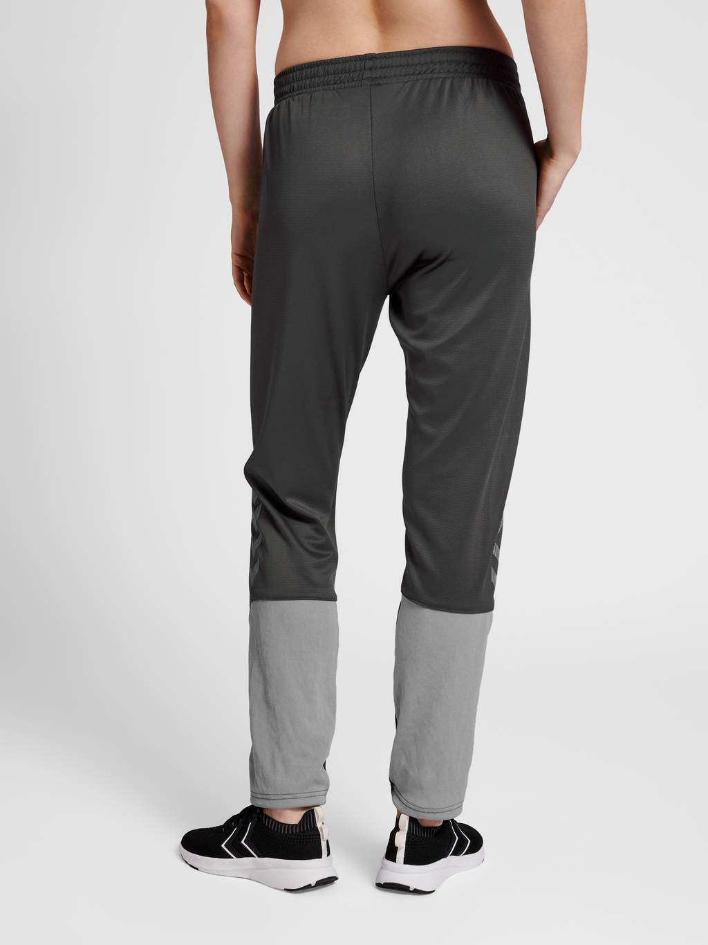 hmlGG12 ACTION TRAINING PANTS WOMAN