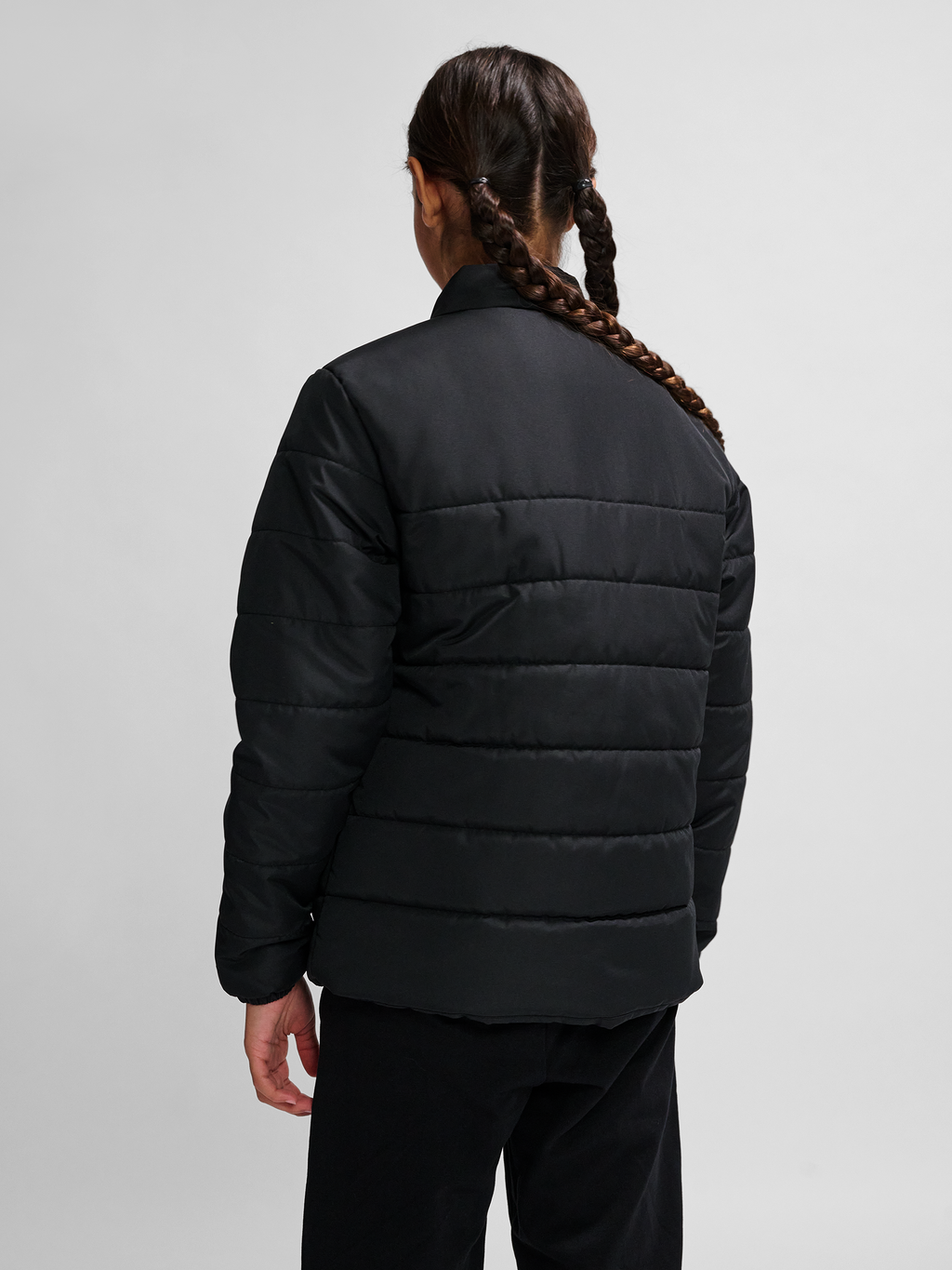 hmlESSENTIAL SHORT BENCH JKT KIDS