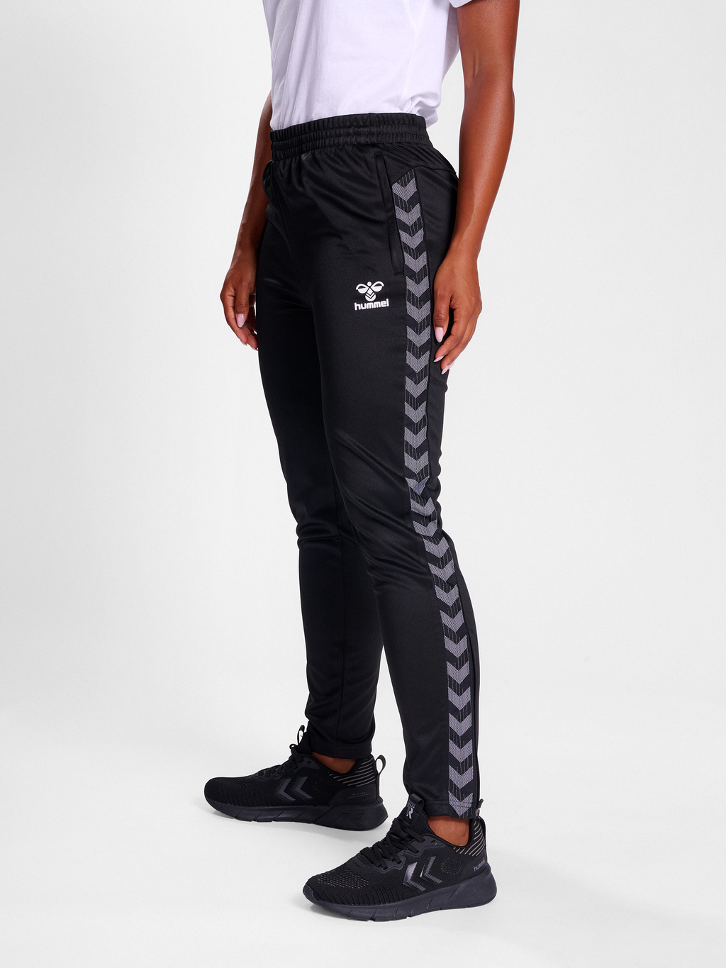 hummel AUTHENTIC MICRO PANTS WOMAN - BLACK | hummel.net hummel AUTHENTIC MICRO PANTS WOMAN - BLACK | hummel.net