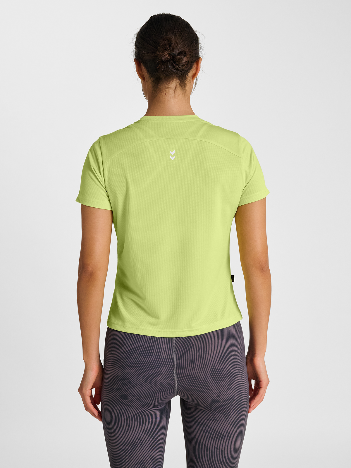 hmlPULSE WORKOUT W T-SHIRT S/S