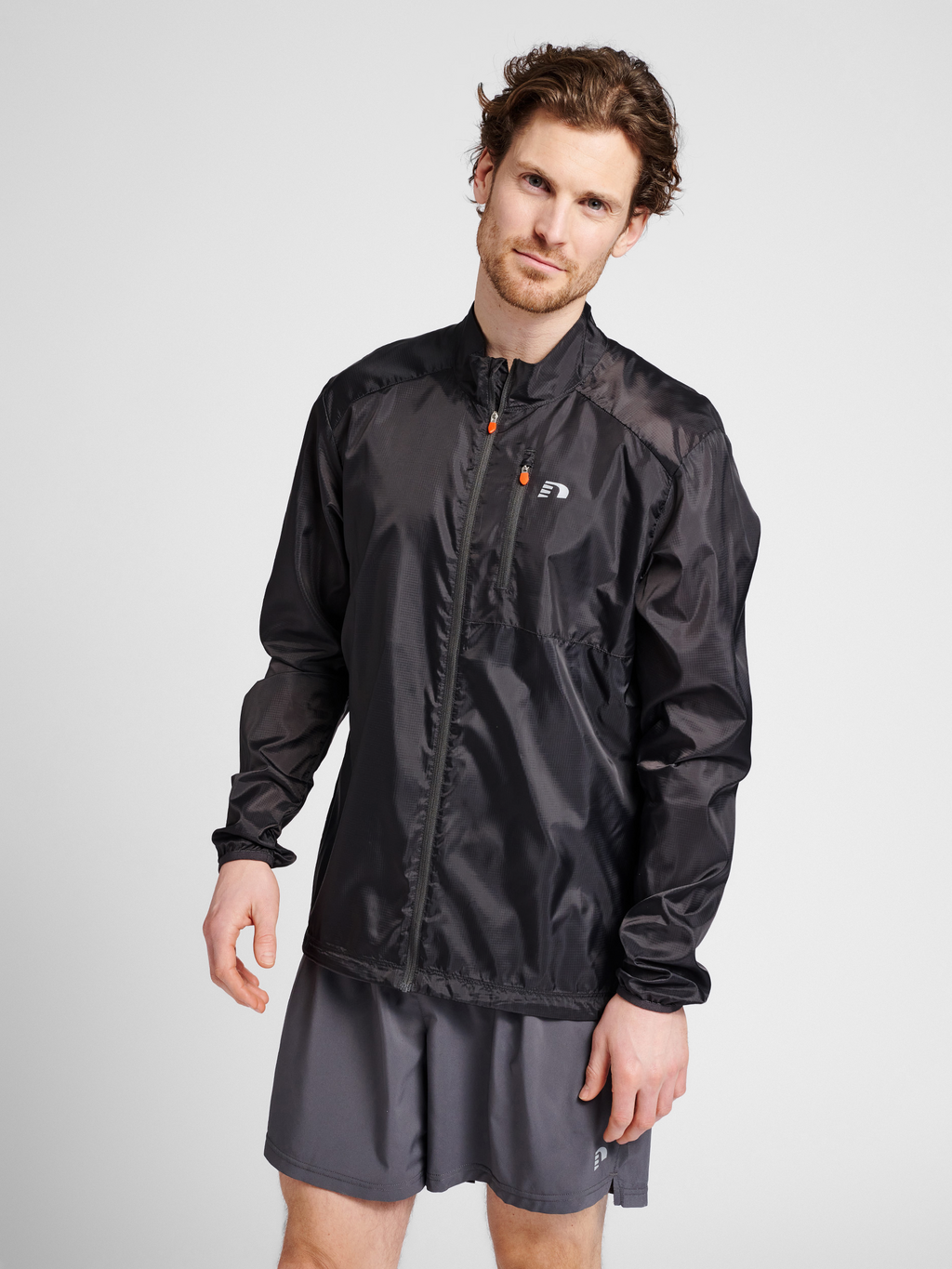 MEN PACKABLE TECH JACKET