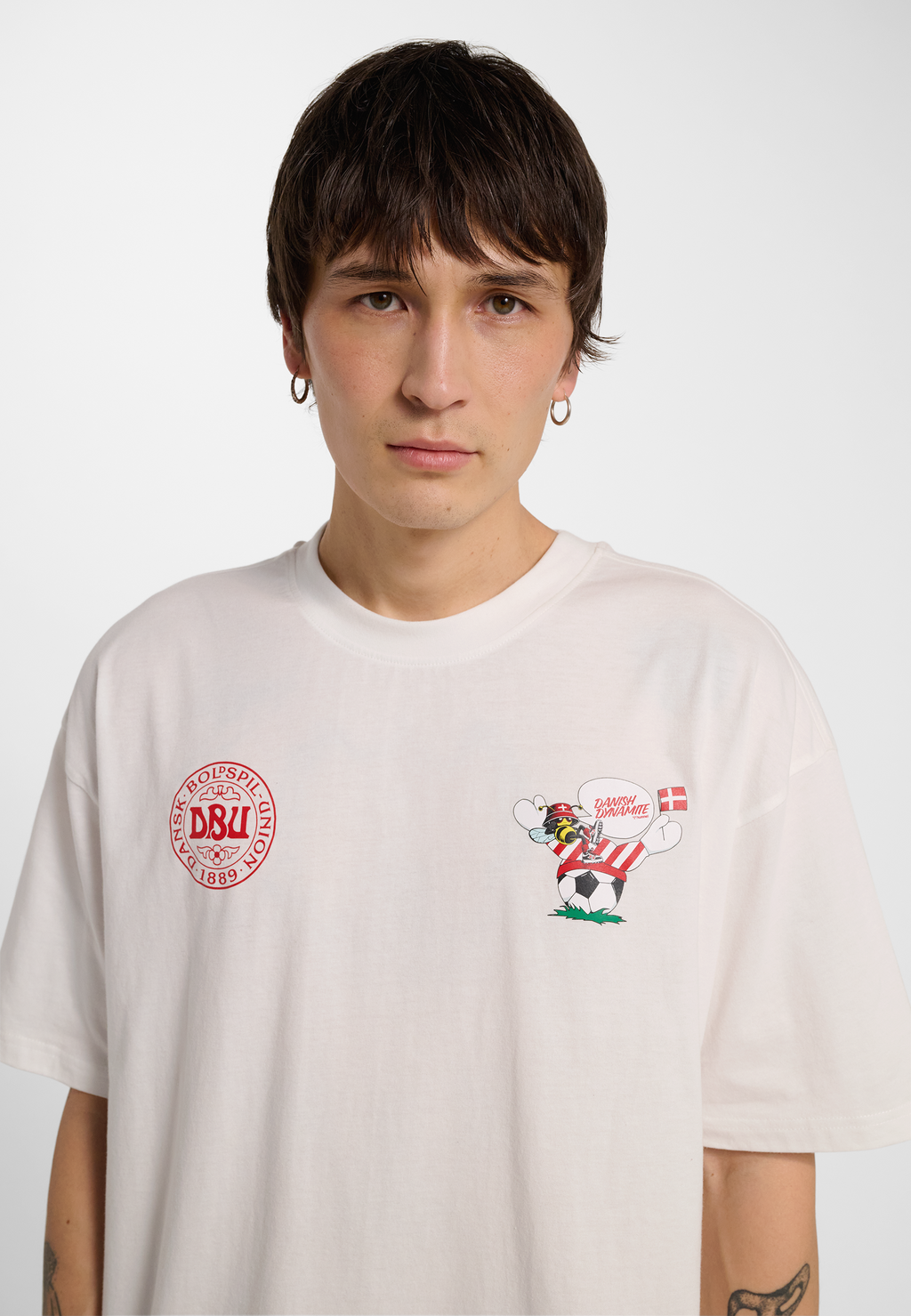 DBU 26 FAN LOOSE DYNAMITE TEE SS