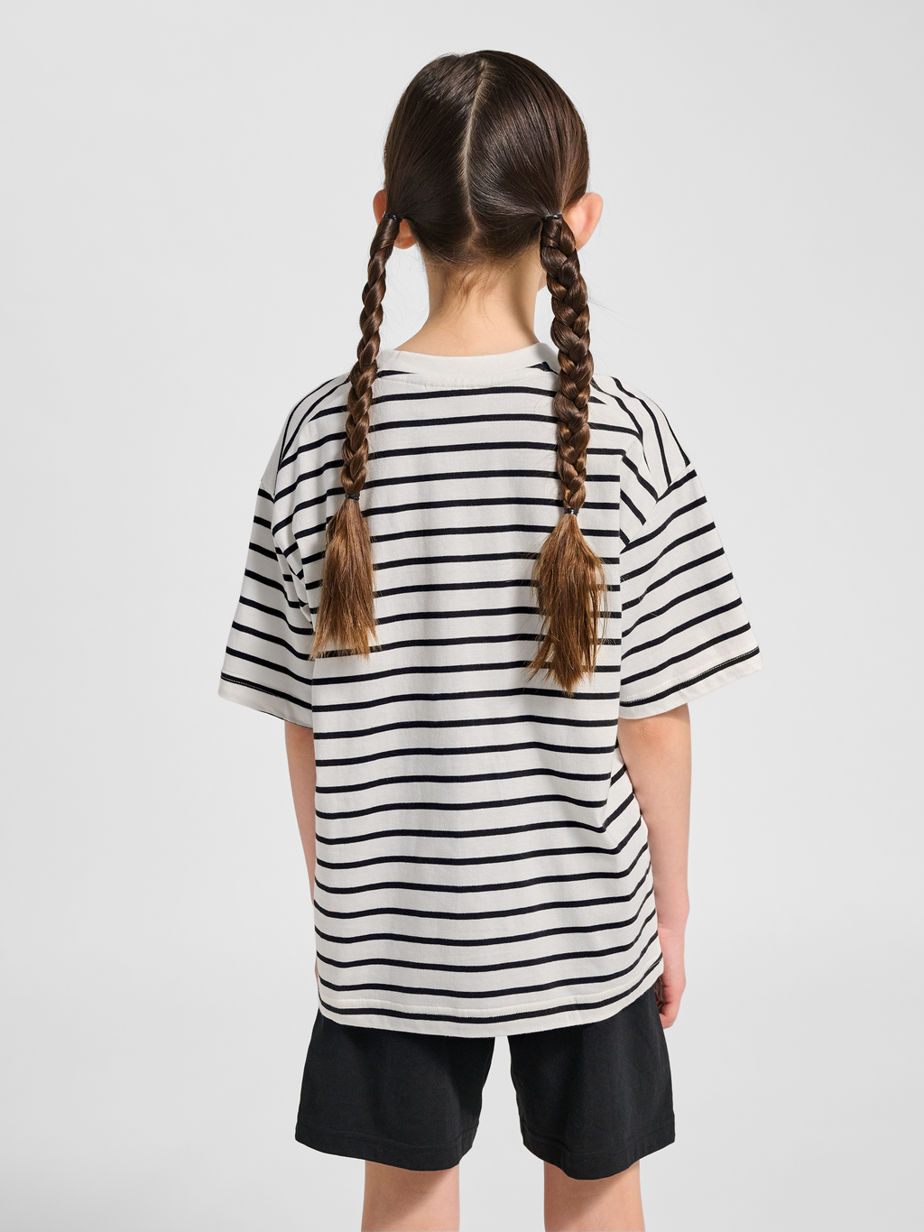 hmlJR LOOSE STRIPED T-SHIRT S/S BEE