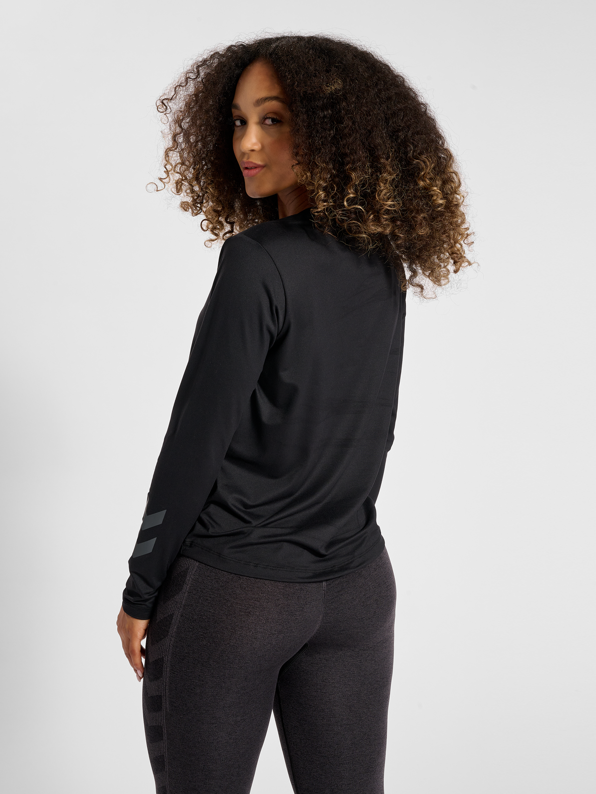 hmlMT TAYLOR T-SHIRT L/S