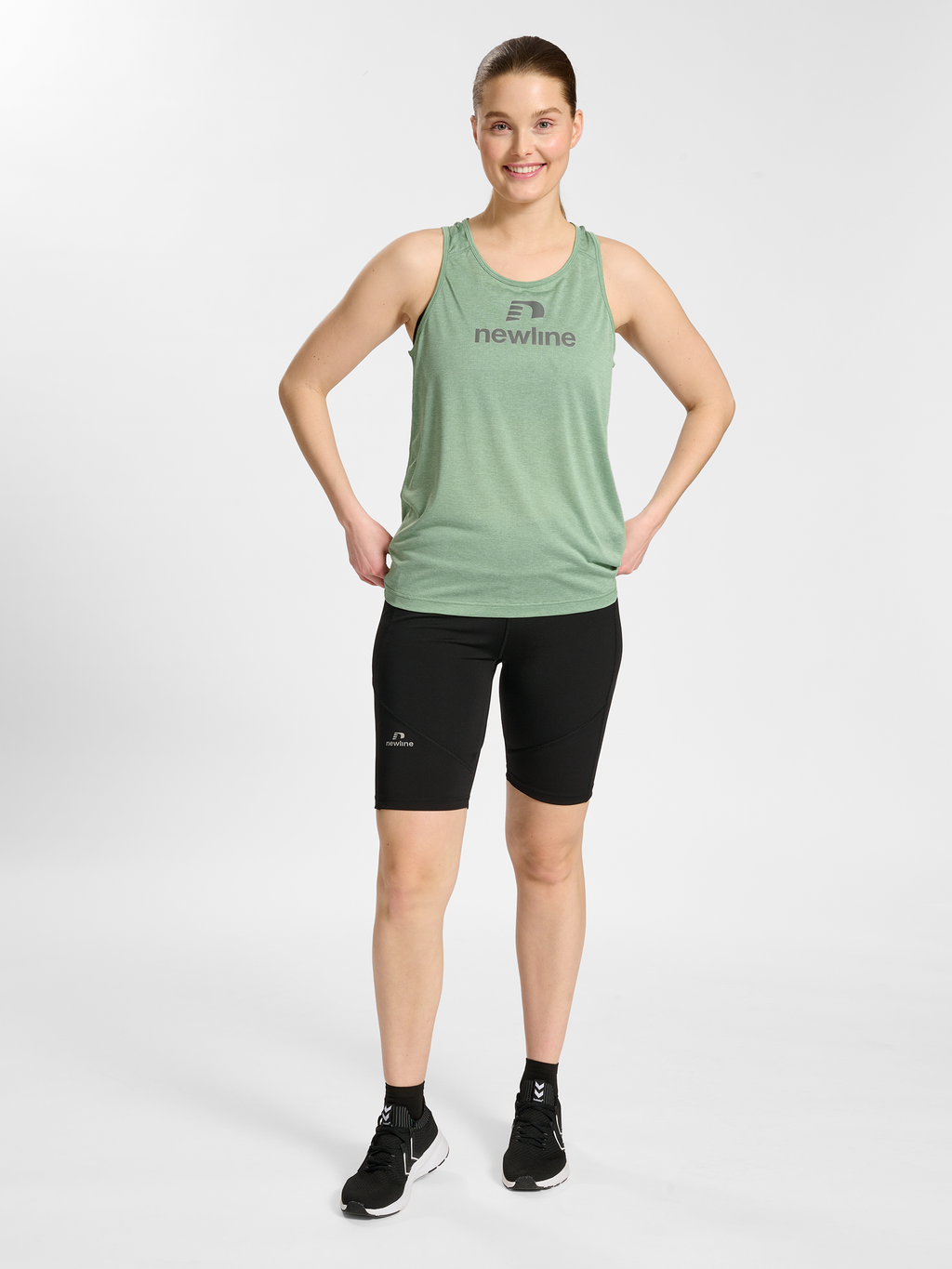 nwlFONTANA SINGLET WOMAN