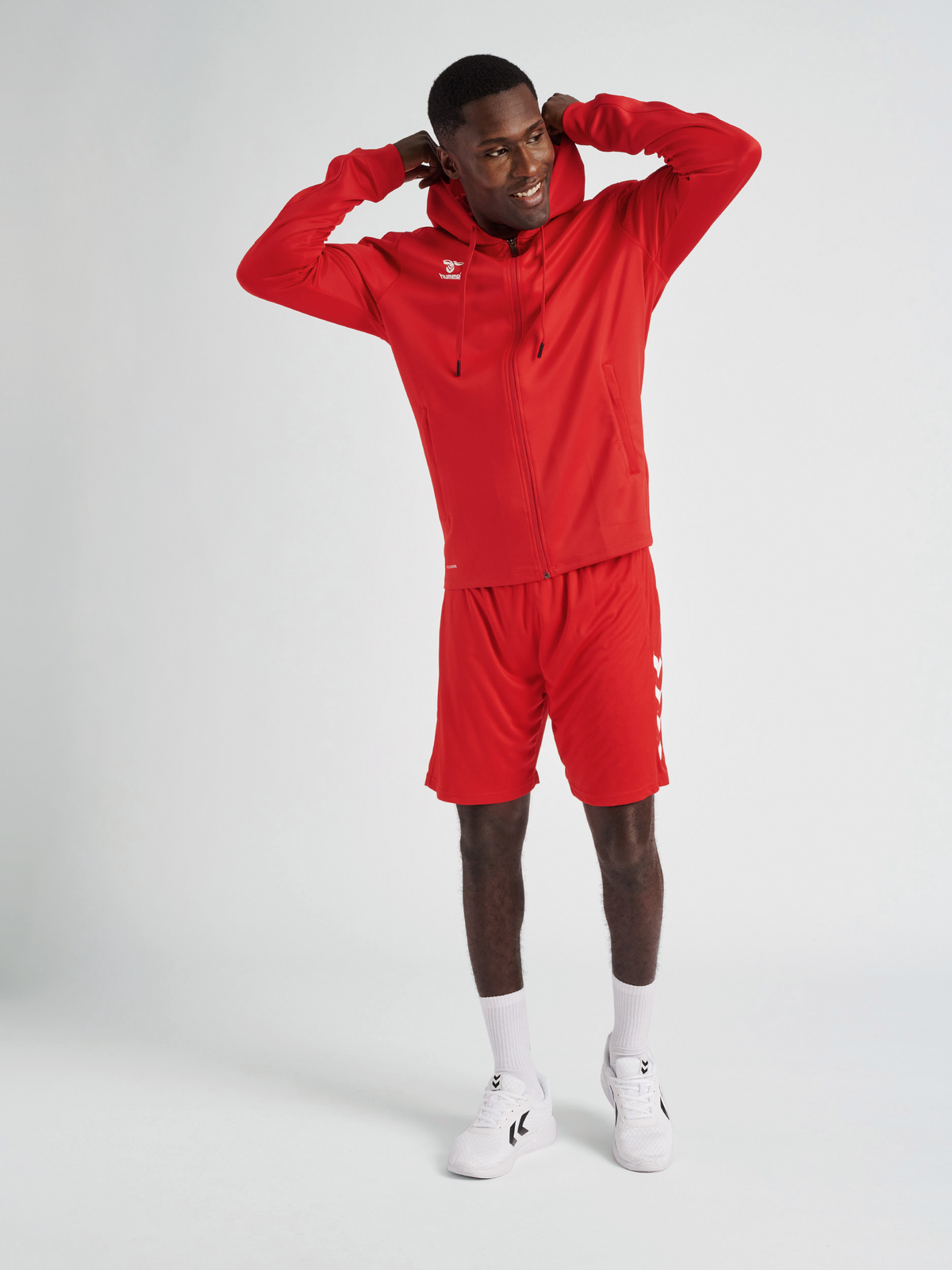 hmlCORE XK POLY ZIP HOOD SWEAT