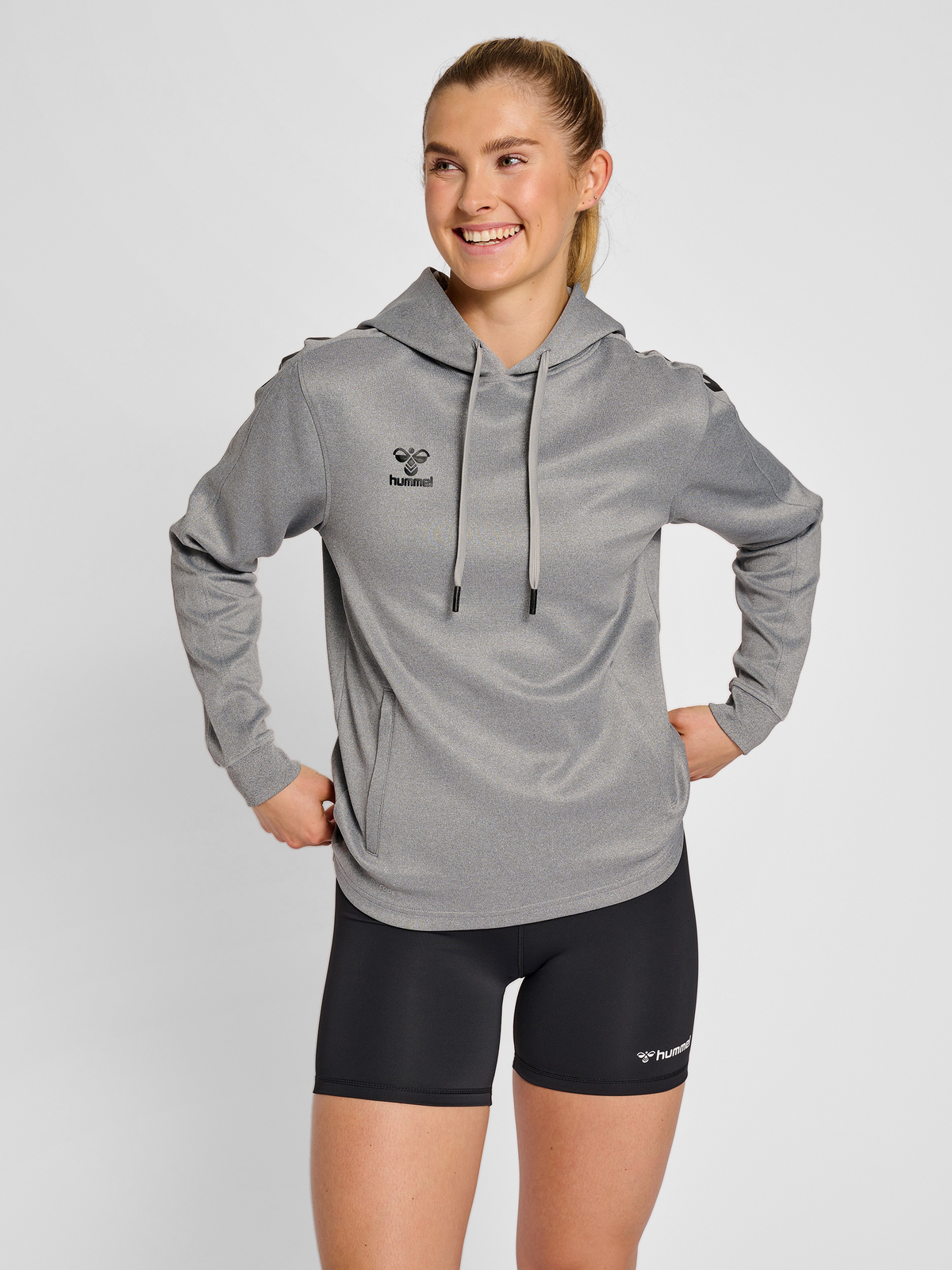 hmlCORE XK POLY SWEAT HOODIE WOMAN