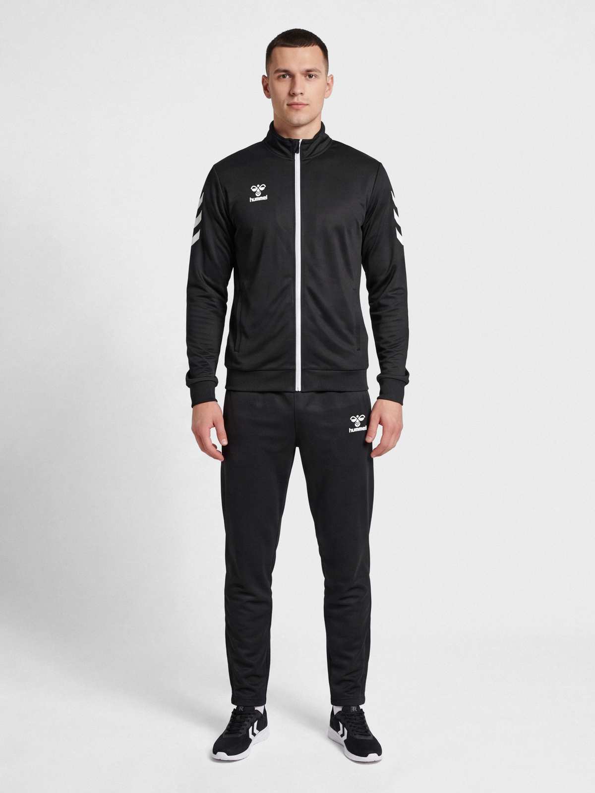 hmlLOGO SUIT