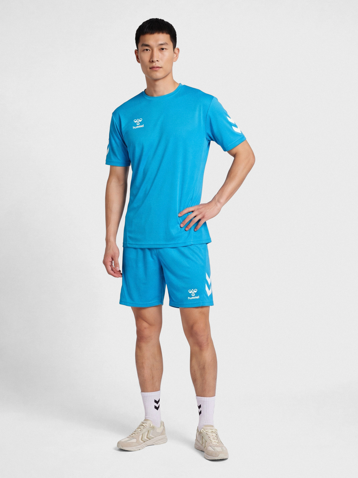 hmlLOGO SET