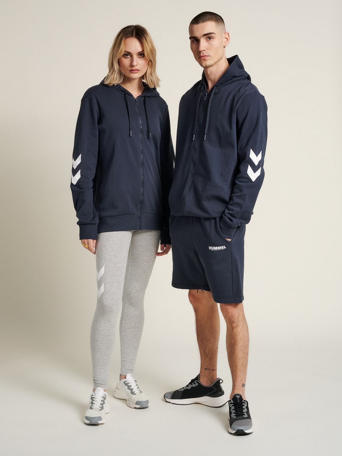 hmlLEGACY ZIP HOODIE