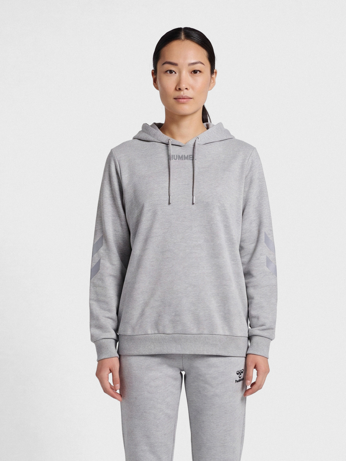 hmlLEGACY WOMAN HOODIE PLUS