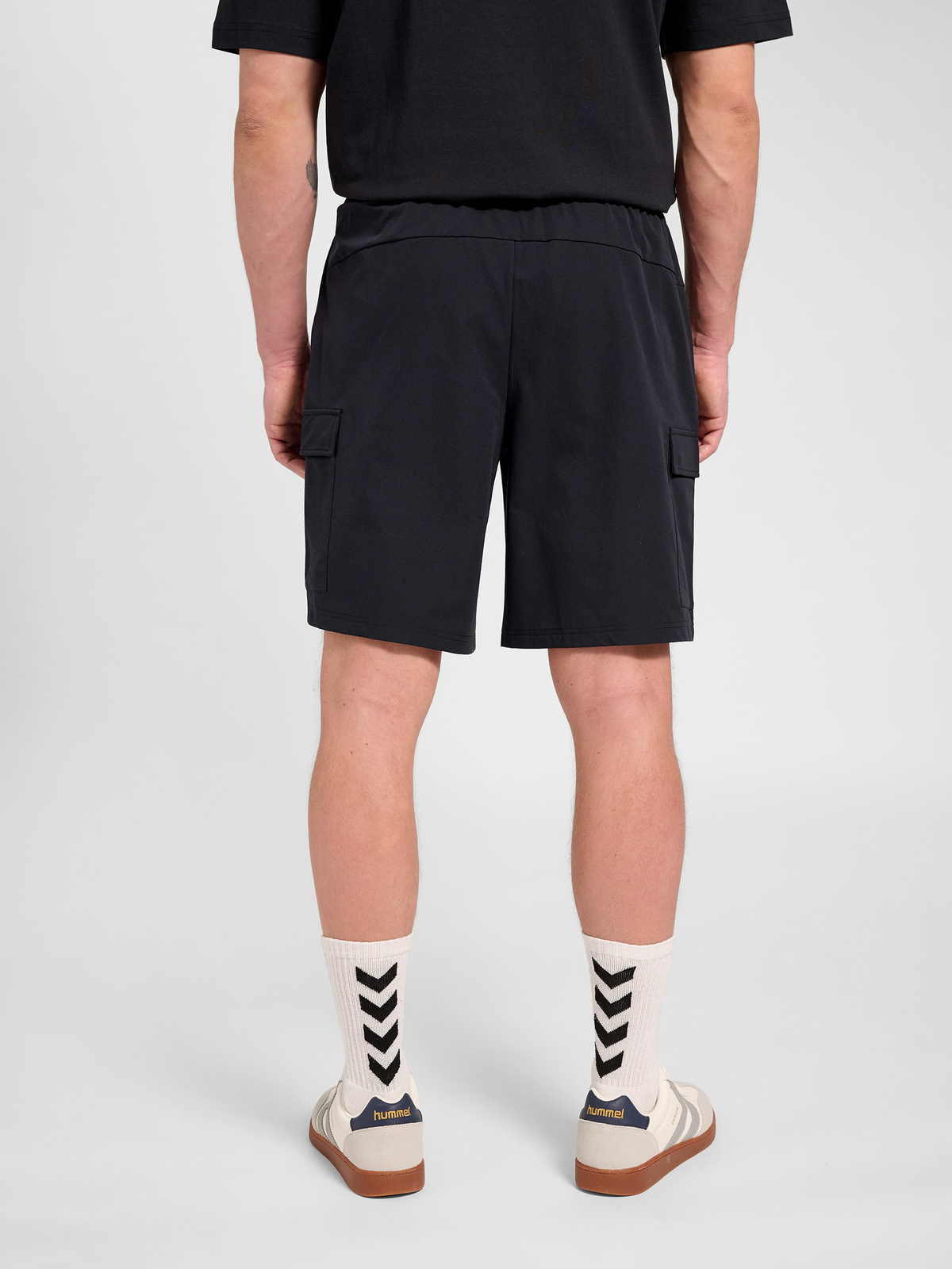 hmlTECH SHORTS