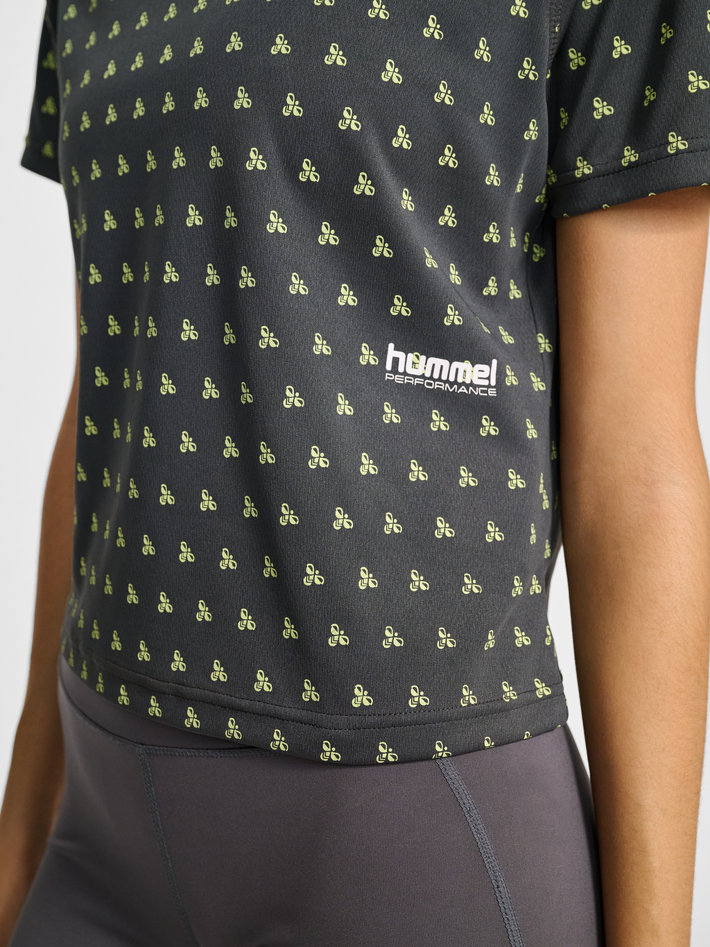 hmlPULSE AOP WORKOUT W T-SHIRT S/S