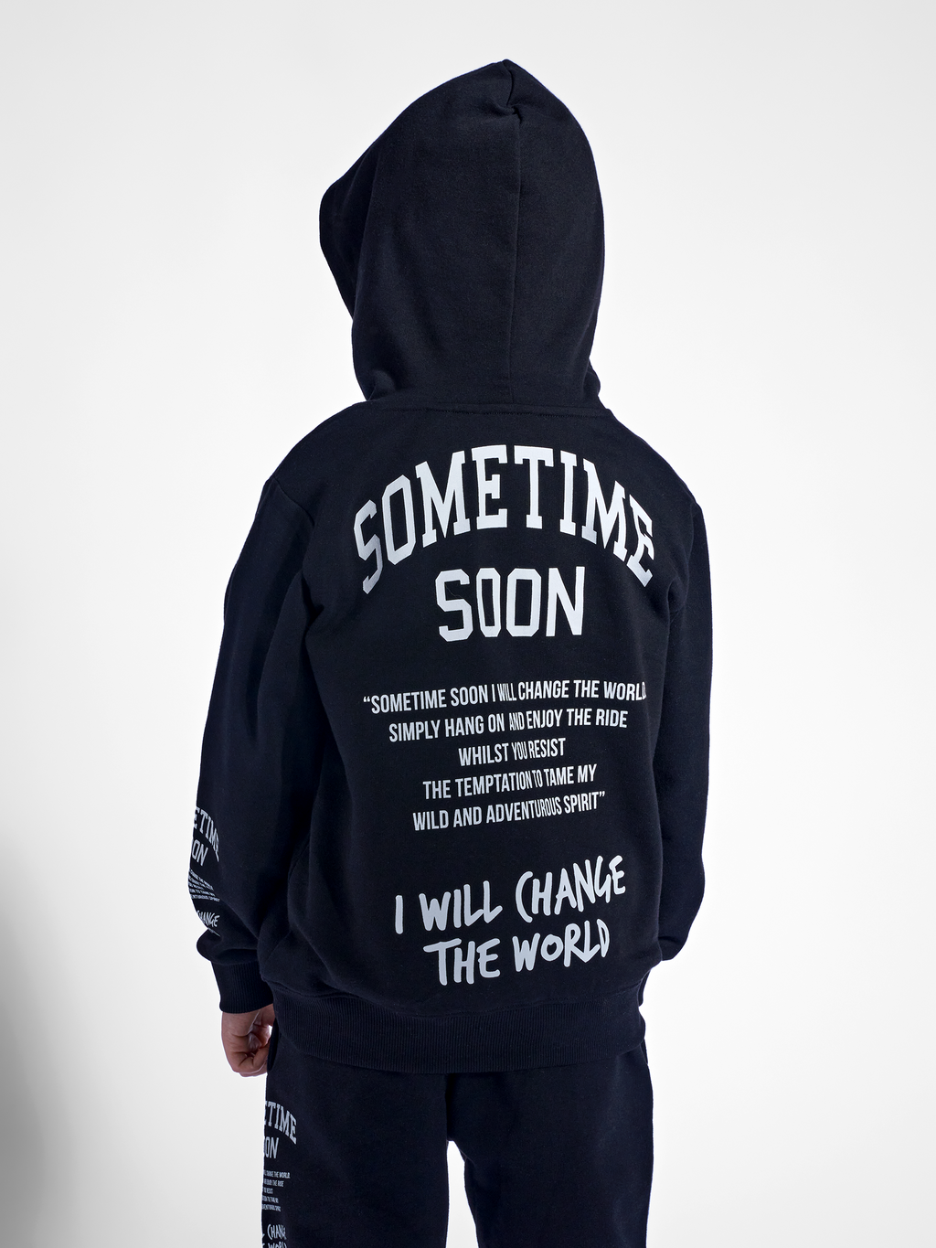 stmDIMAS HOODIE
