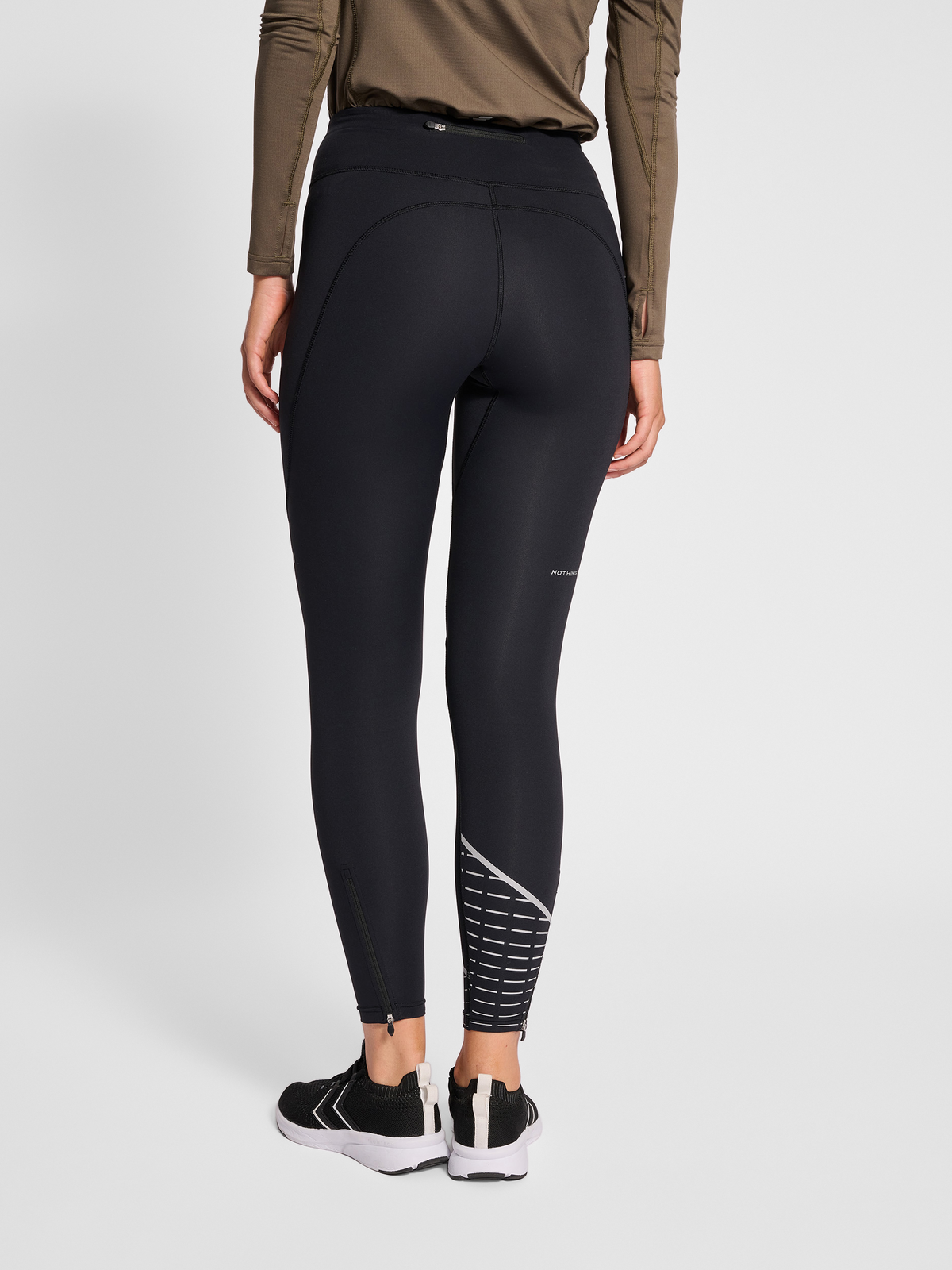 nwlCHICAGO WARM TIGHTS female
