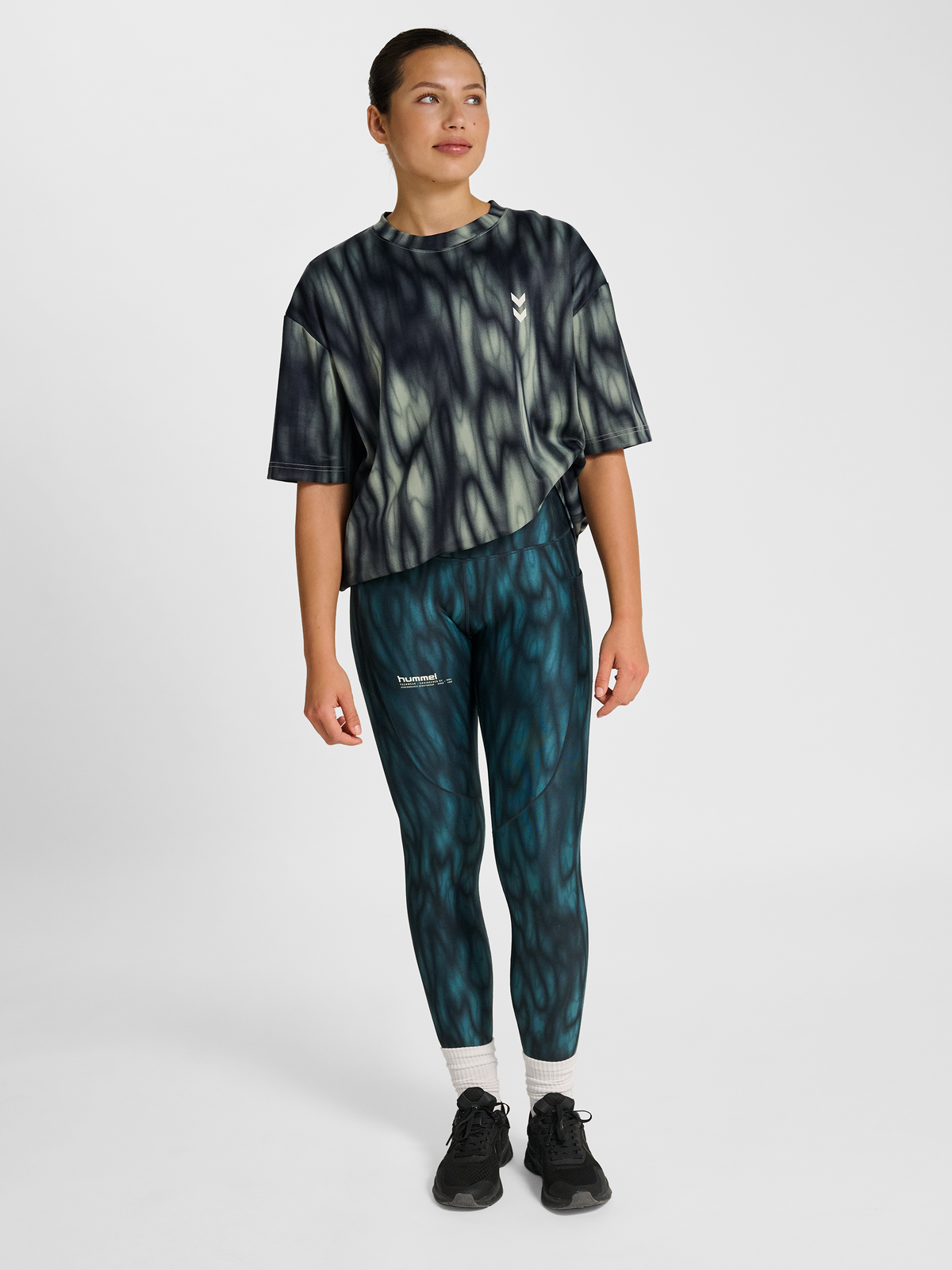 hmlHIIT AOP LOOSE T-SHIRT S/S