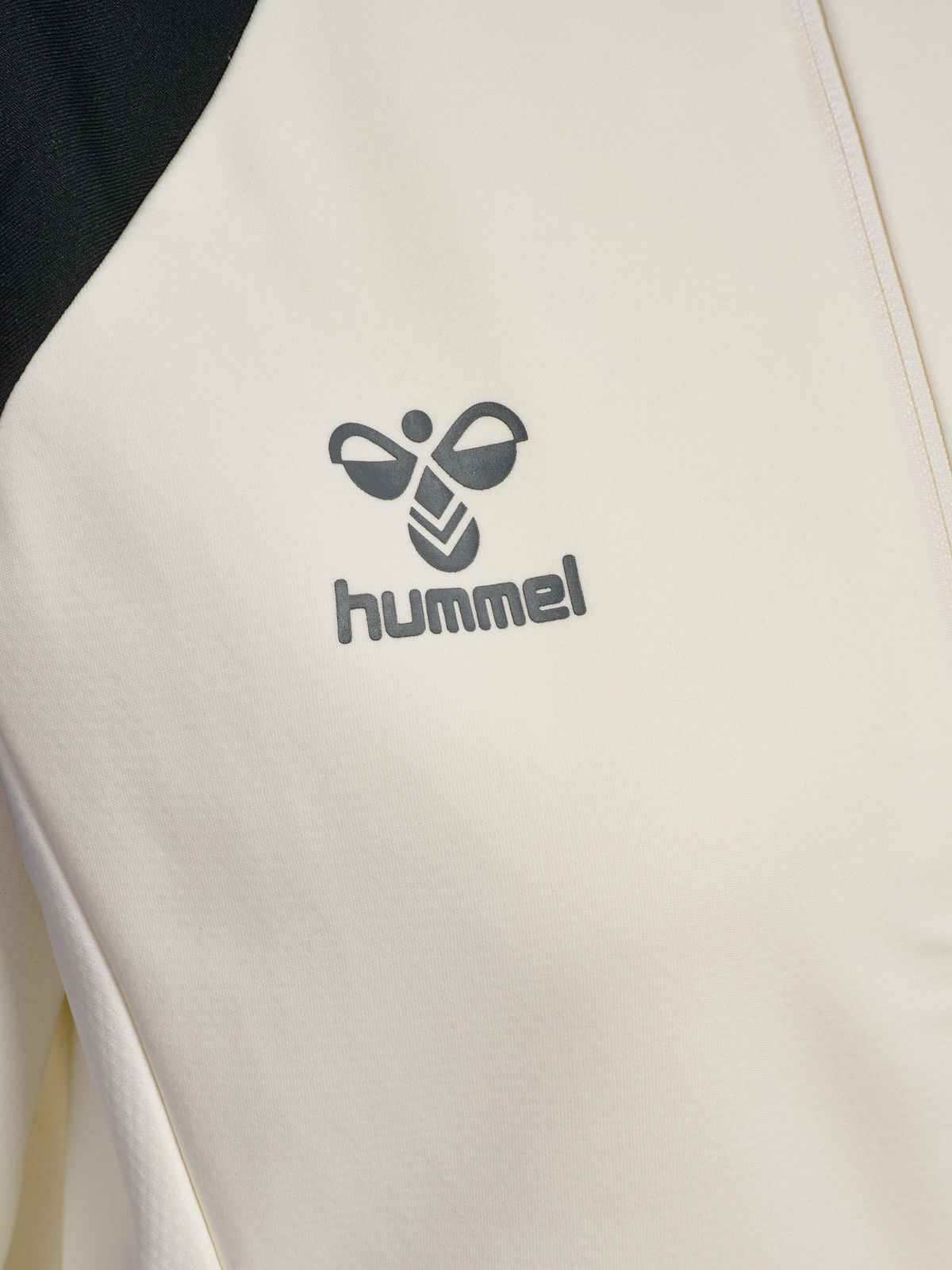 hmlCIMA 2.0 ZIP HOODIE WOMAN
