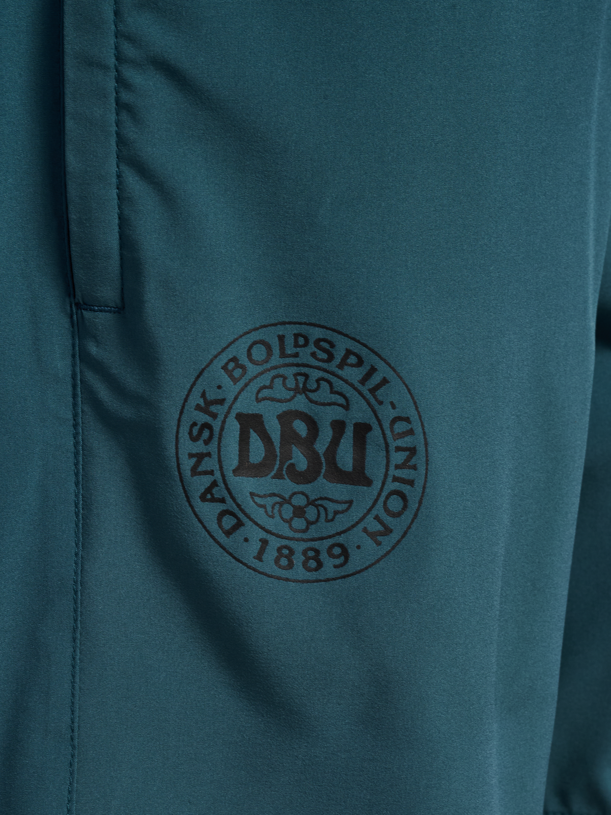 DBU 26 TRAVEL WOVEN  SHORTS KIDS