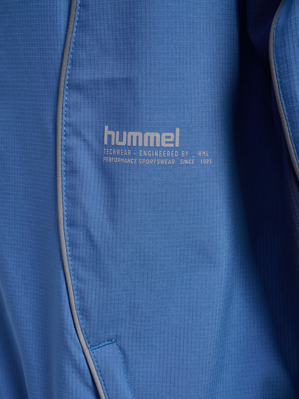 hmlPULSE WOVEN ZIP JACKET