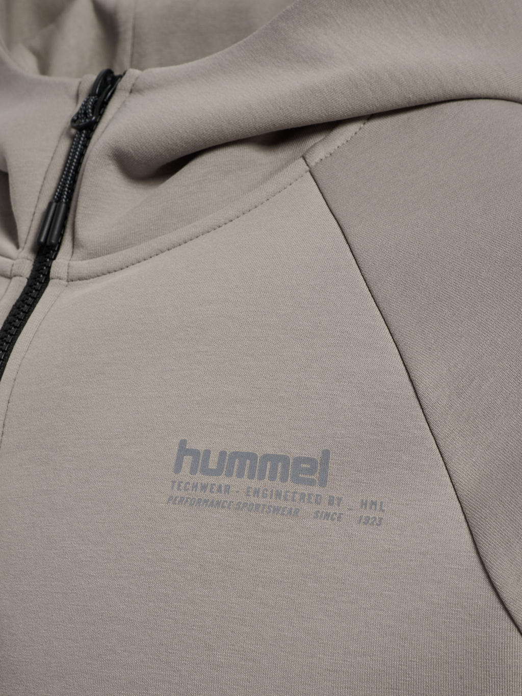 hmlTECH FLEECE REGULAR ZIP HOODIE