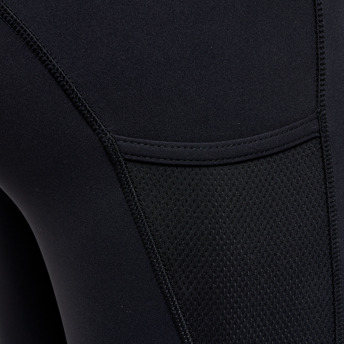 nwlCHICAGO WARM TIGHTS female